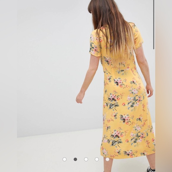 New Look Button Front Tea Dress - Picture 2 of 2